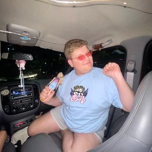 Meet your Posher, Nolan